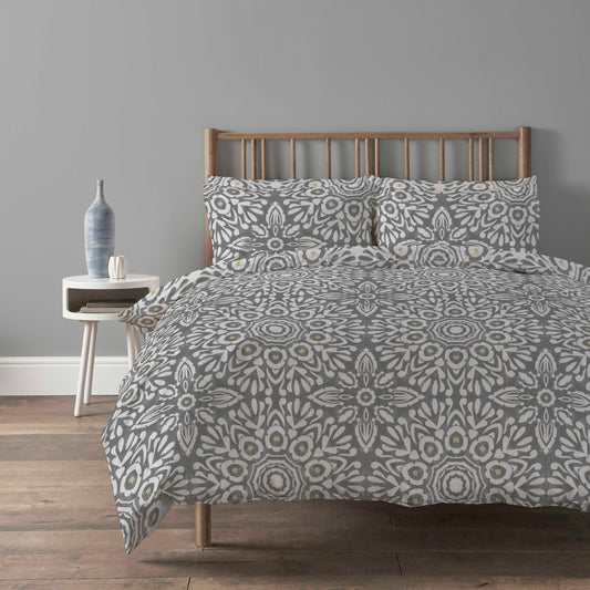 Alhambra Grey Duvet Cover Set Easy Care Quilt Bedding with Pillow Cases Modern Geometric Printed Soft Bed Linen by OLIVIA ROCCO SINGLE / ALHAMBRA GREY OLIVIA ROCCO Duvet Cover