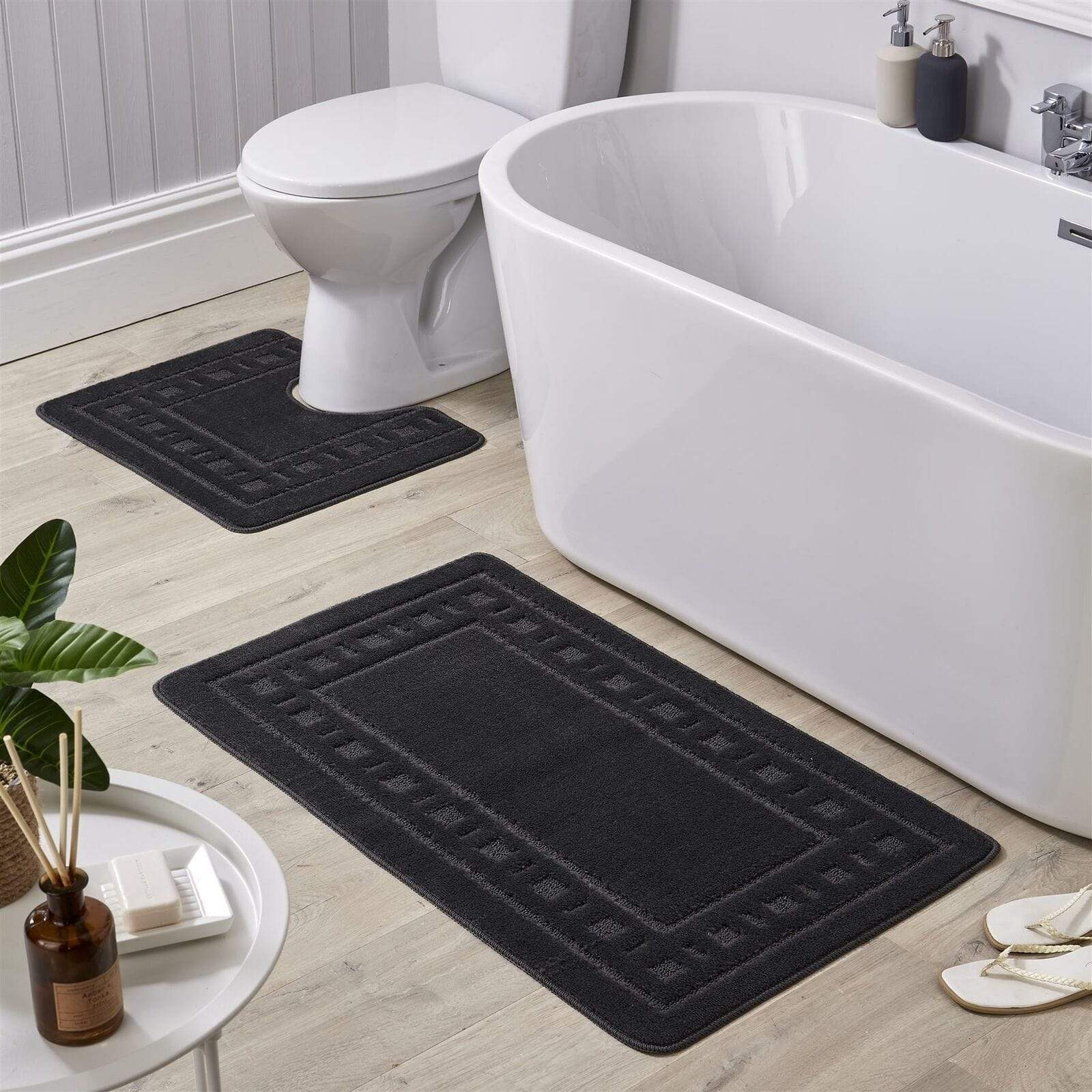 Jumbo Miami Bath Mat Set BLACK OLIVIA ROCCO basics Bath Mat