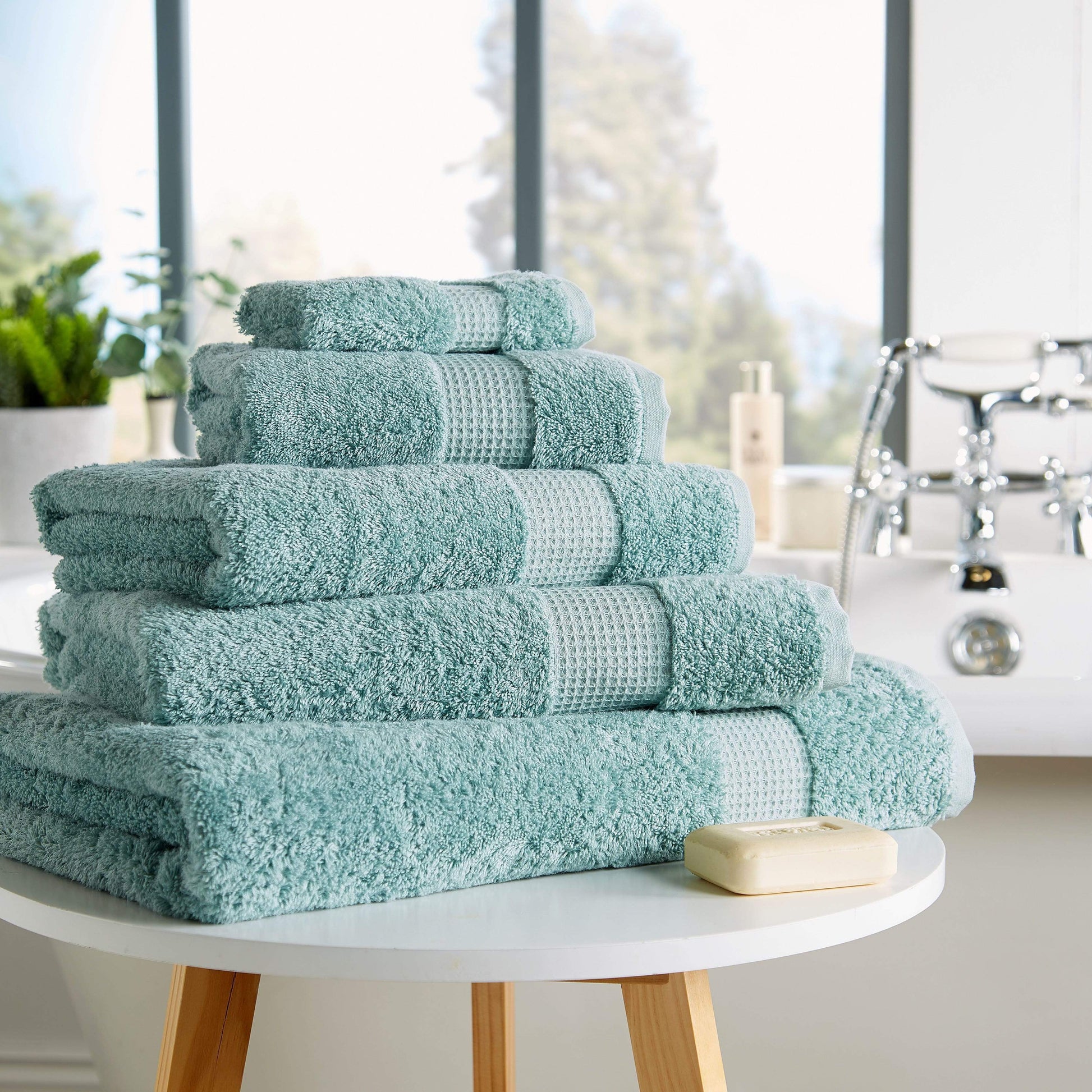 Luxe Collection 700GSM Towel OLIVIA ROCCO Towel