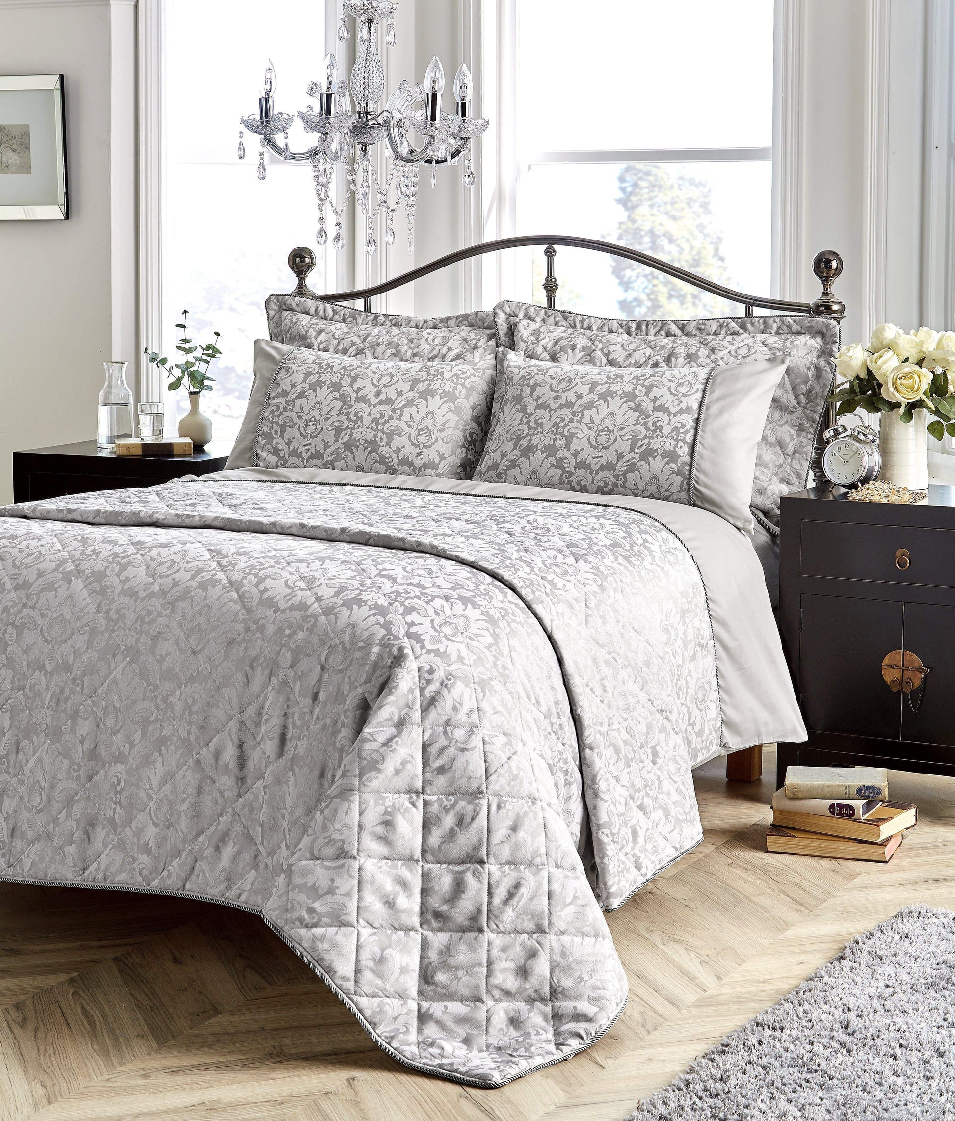 Savoy Woven Jacquard Collection SINGLE / GREY OLIVIA ROCCO Duvet Cover